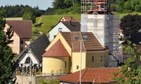 Franz Kitzler: Renovierung Fassade Pfarrkirche Juli 2018